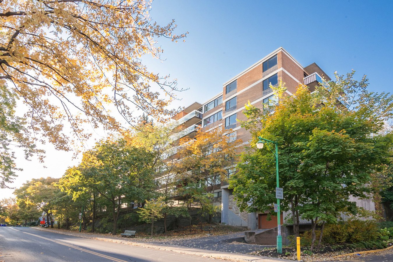 Rentals Ca Appartements Maisons Condos Logements A Louer A Outremont