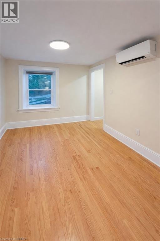 14 ARNOLD Street Unit# B - Photo 9