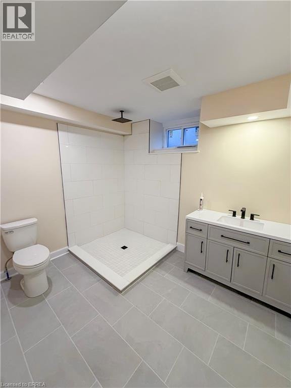 14 ARNOLD Street Unit# B - Photo 10
