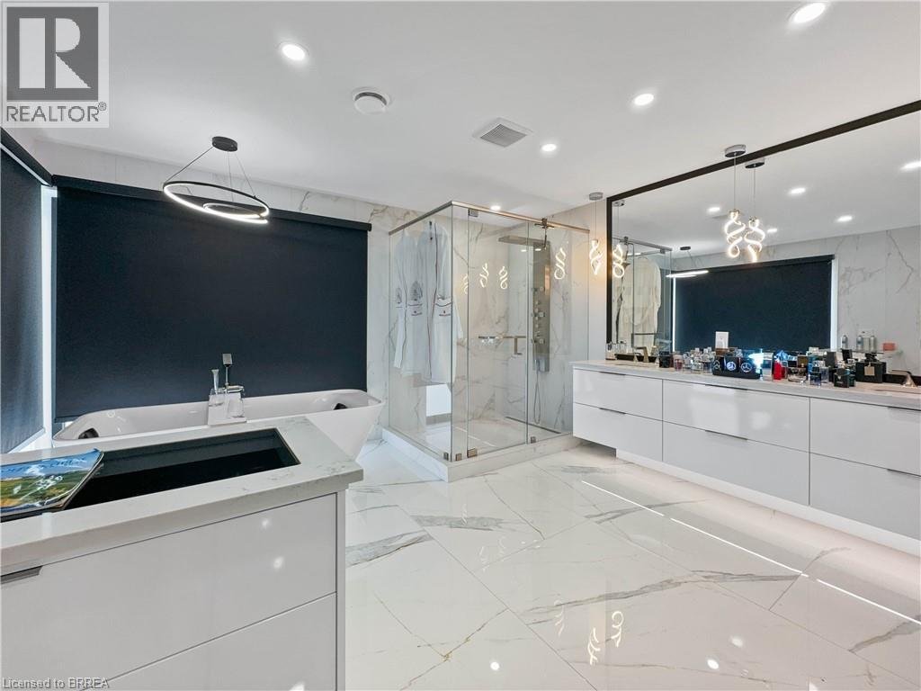 19 ZAVARELLA Court - Photo 18