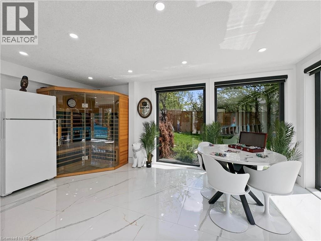 19 ZAVARELLA Court - Photo 27
