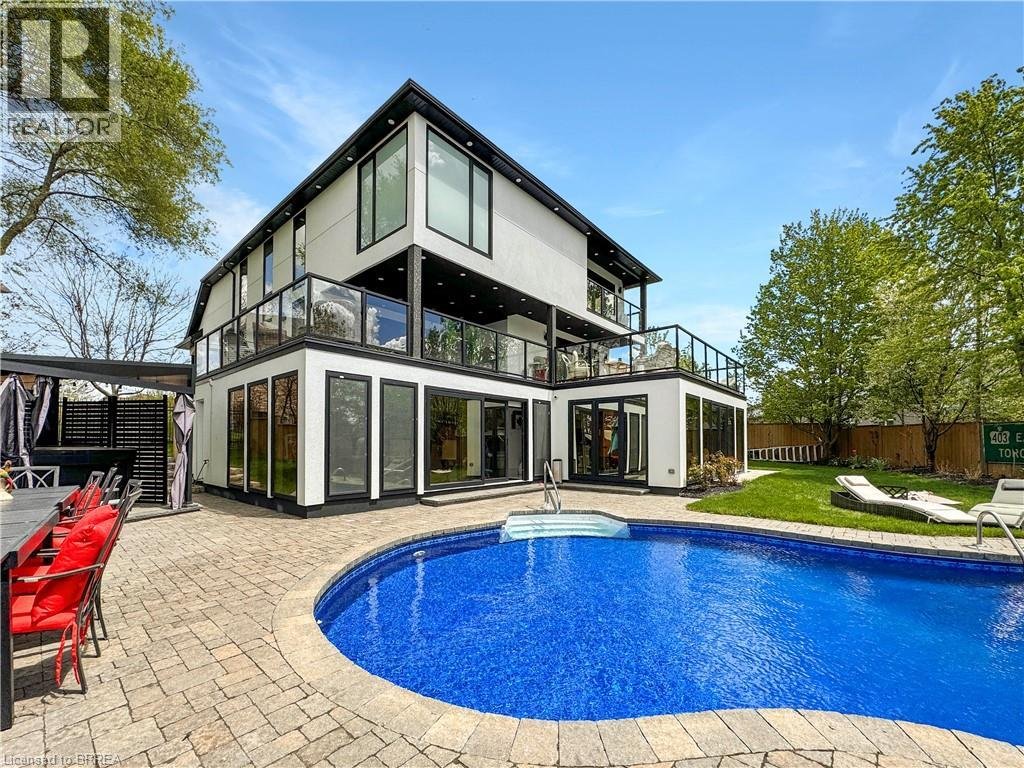 19 ZAVARELLA Court - Photo 31
