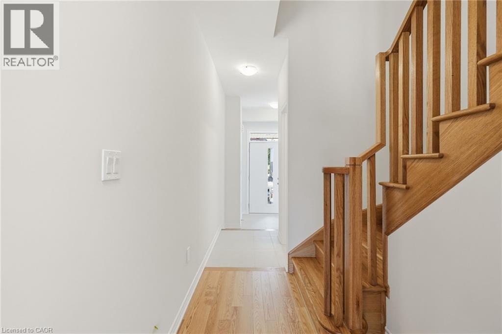 21 CHAPMAN Road - Photo 7
