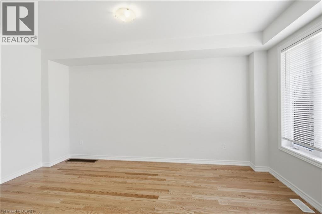 21 CHAPMAN Road - Photo 8