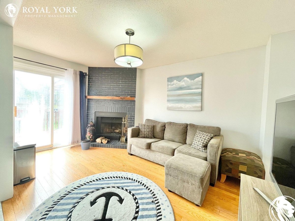 Rentals.ca ) Pickering Apartments, Condos and Houses For Rent