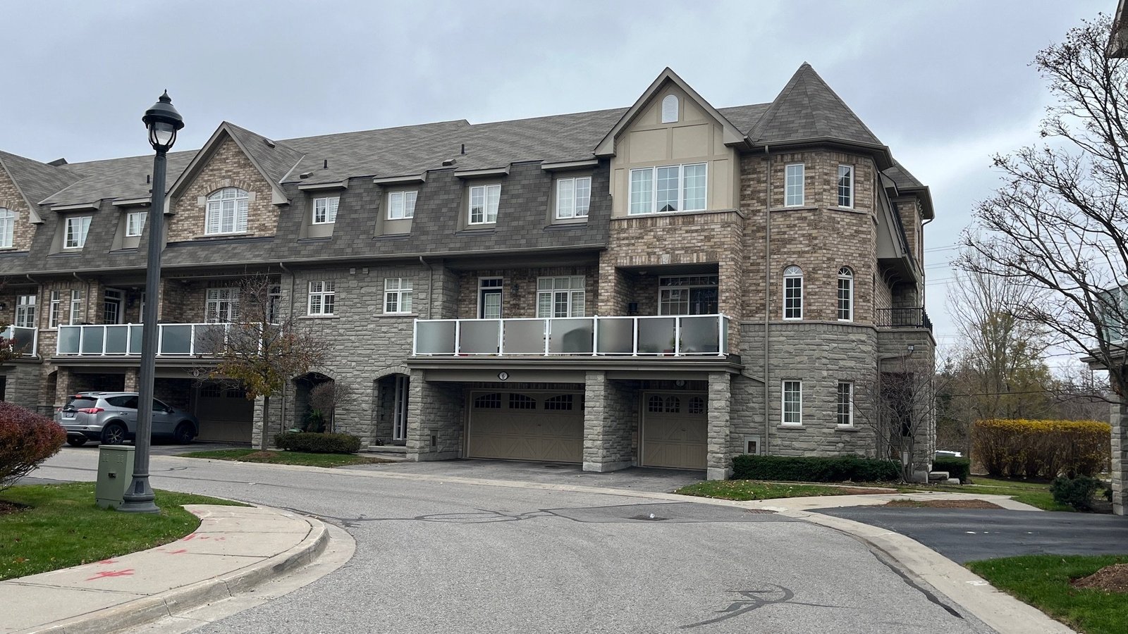 Rentals.ca Pickering Apartments, Condos and Houses For Rent