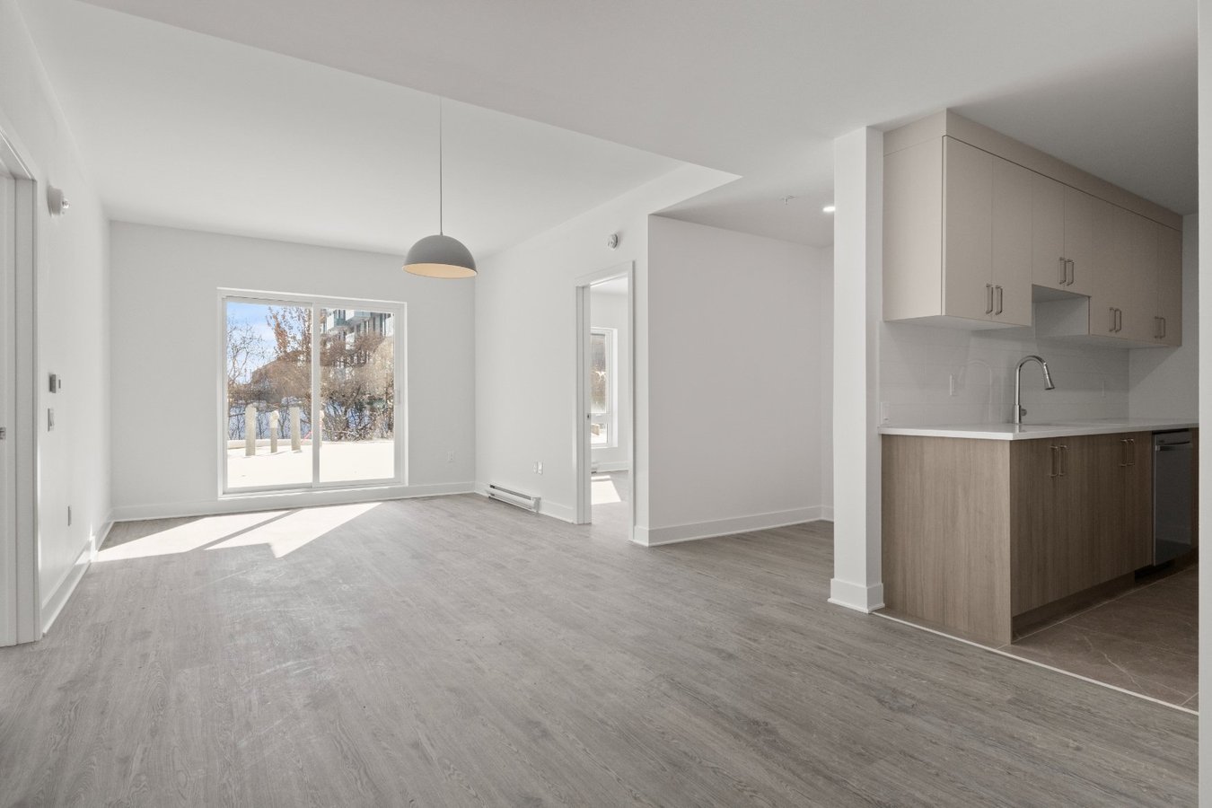 242 Boulevard Hymus - Photo 7