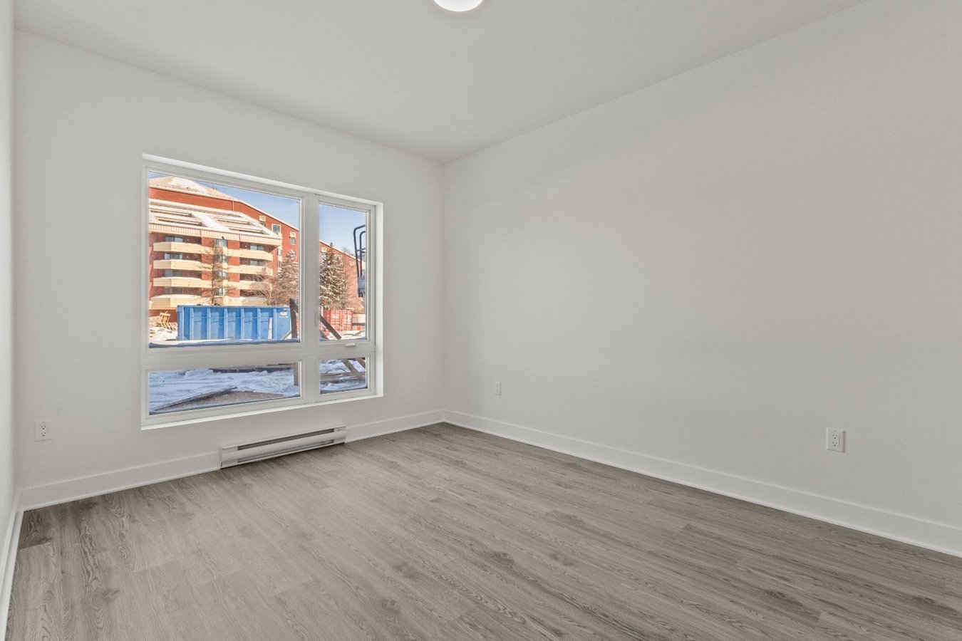 242 Boulevard Hymus - Photo 20