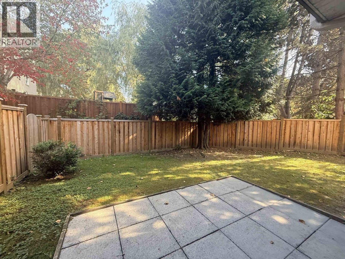 18 2538 PITT RIVER ROAD - Photo 10