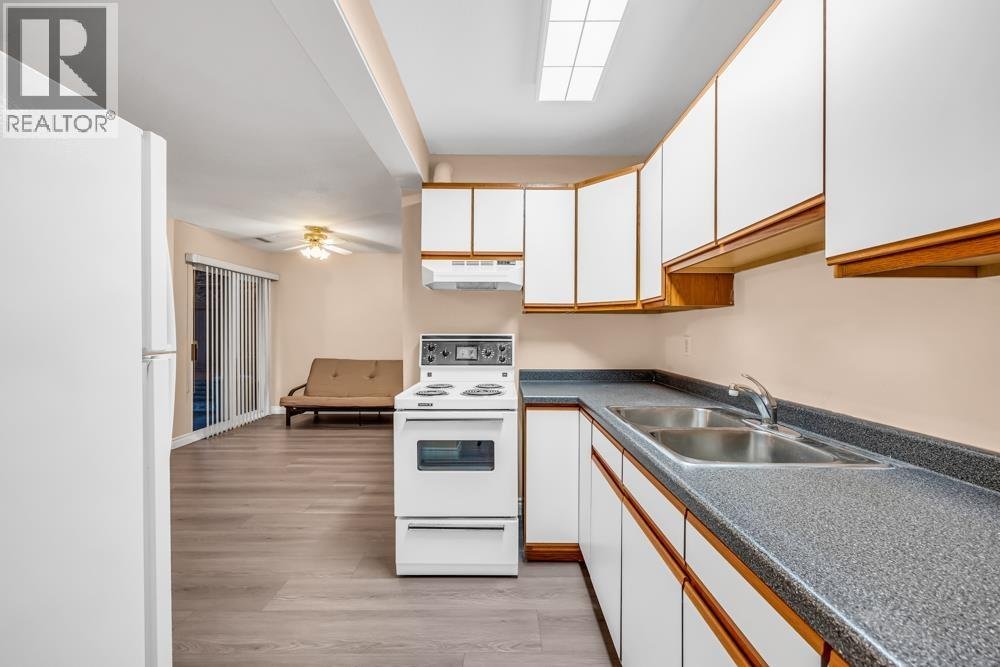 Ground Level 1289 LINCOLN DRIVE - Photo 12