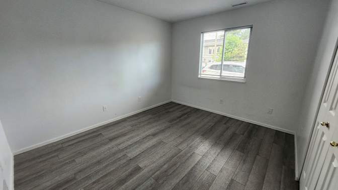 Grant Avenue - Photo 1