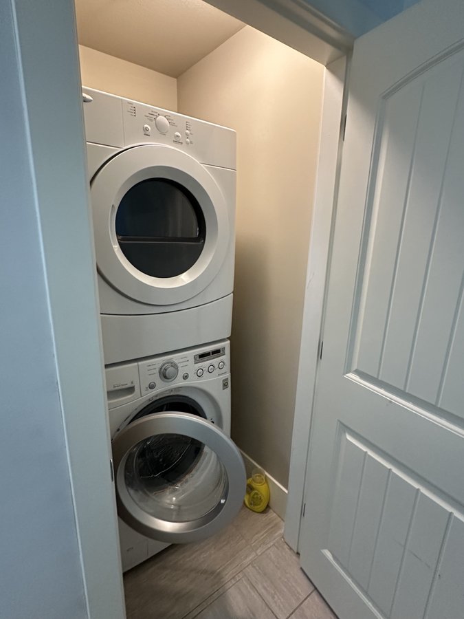 1723 Dorset Avenue - Photo 1