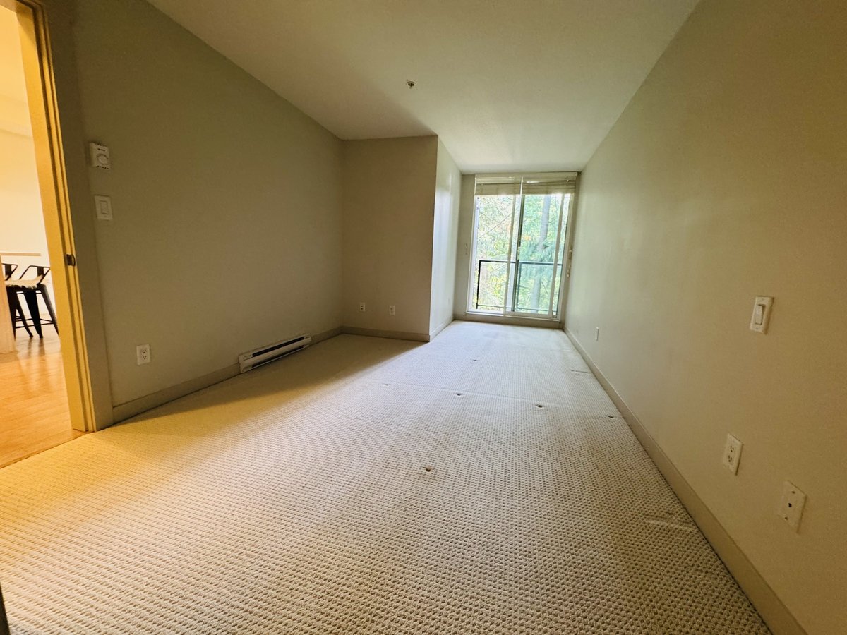 2214 Kelly Avenue - Photo 5