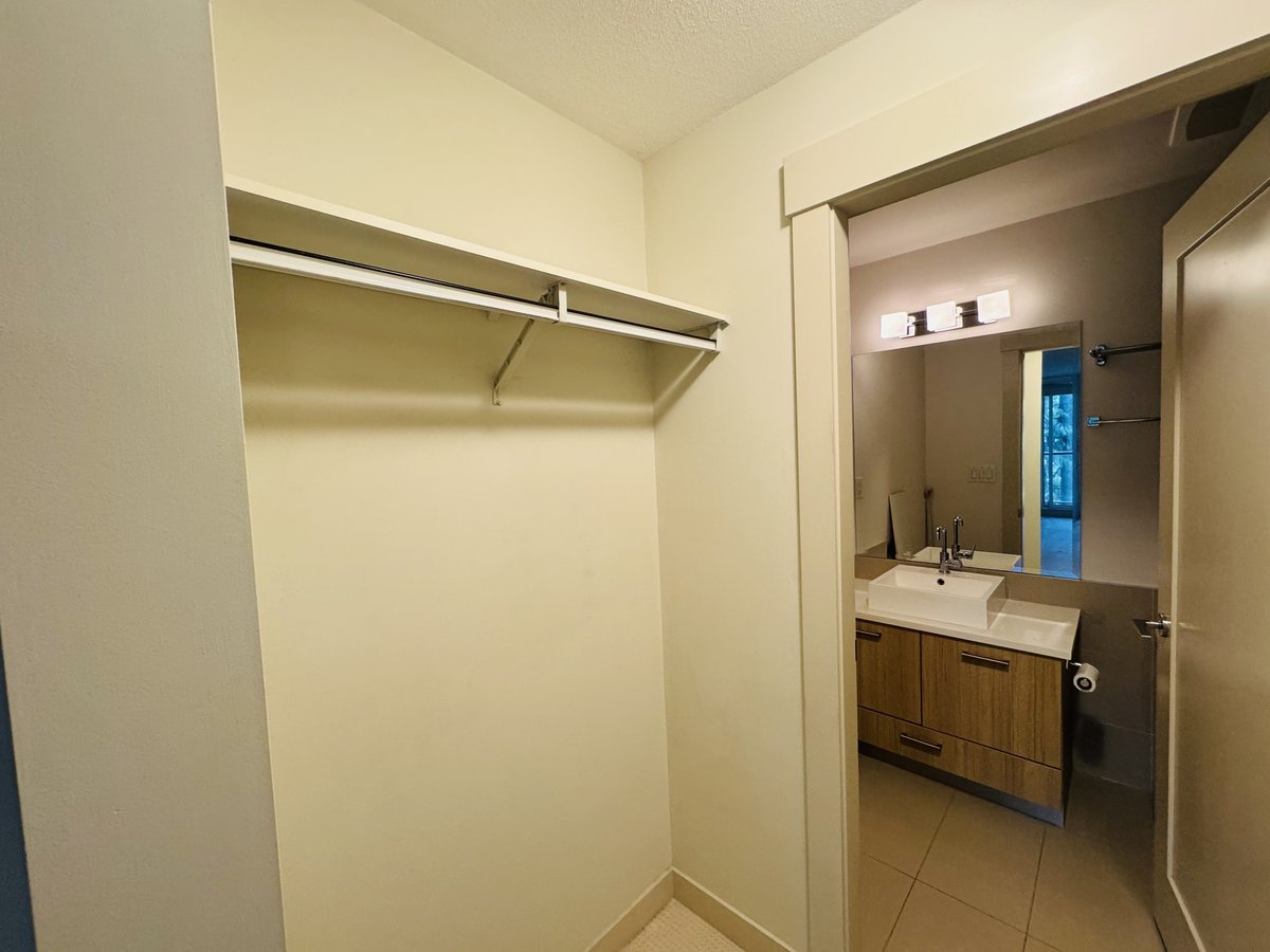 2214 Kelly Avenue - Photo 12