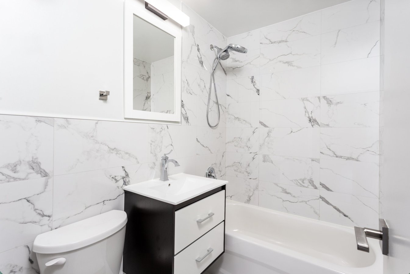371 Lakeshore Road West - Photo 10