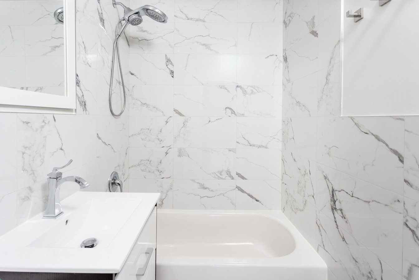 371 Lakeshore Road West - Photo 11