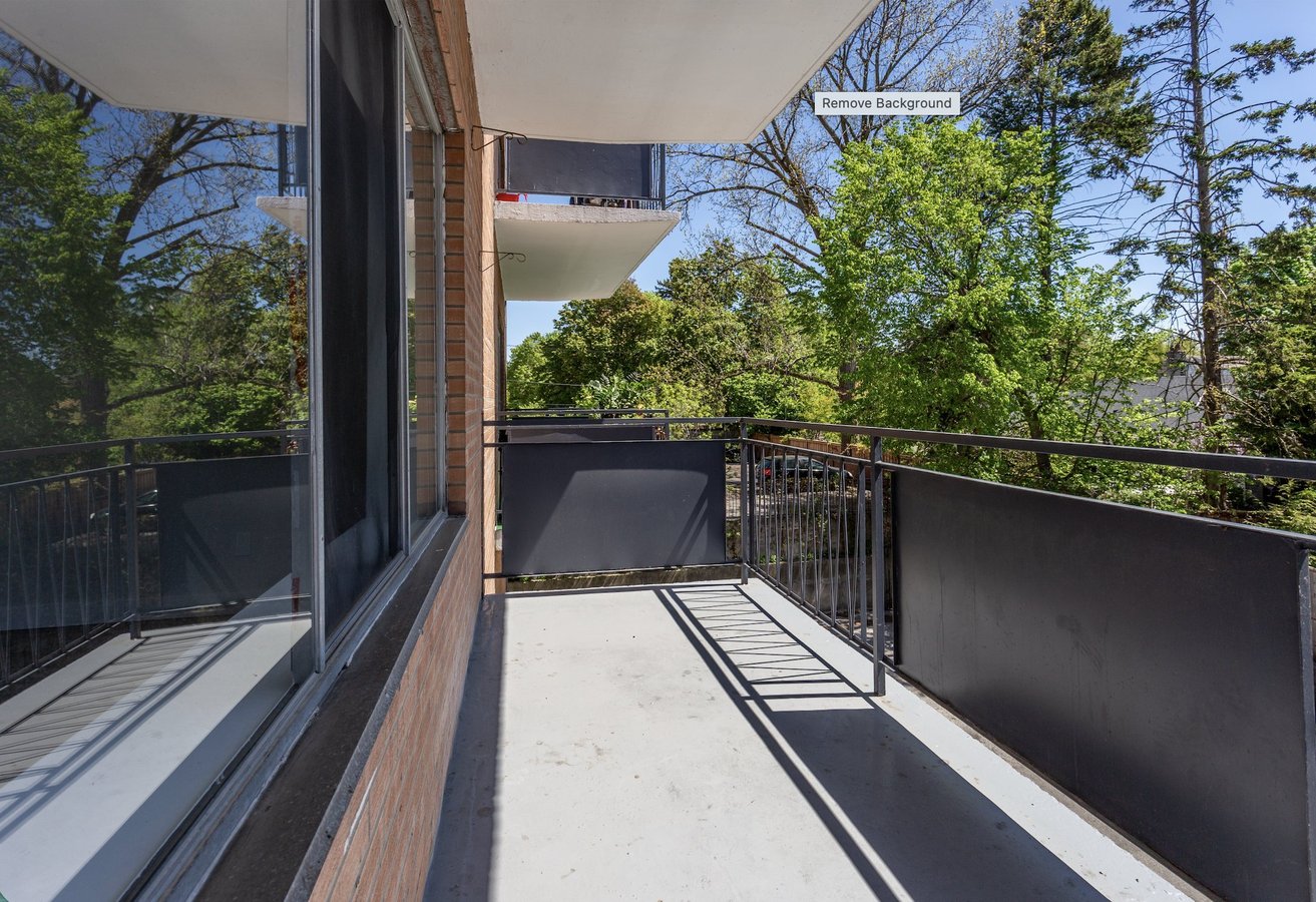 371 Lakeshore Road West - Photo 3