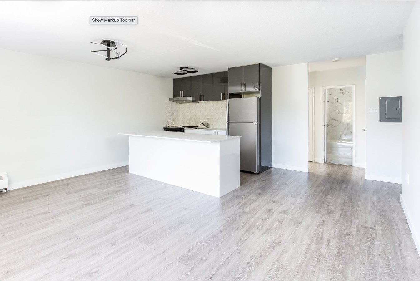 371 Lakeshore Road West - Photo 4