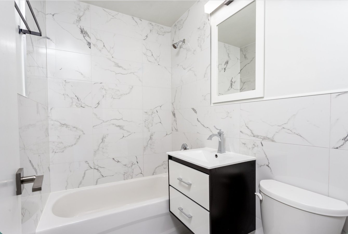 371 Lakeshore Road West - Photo 14