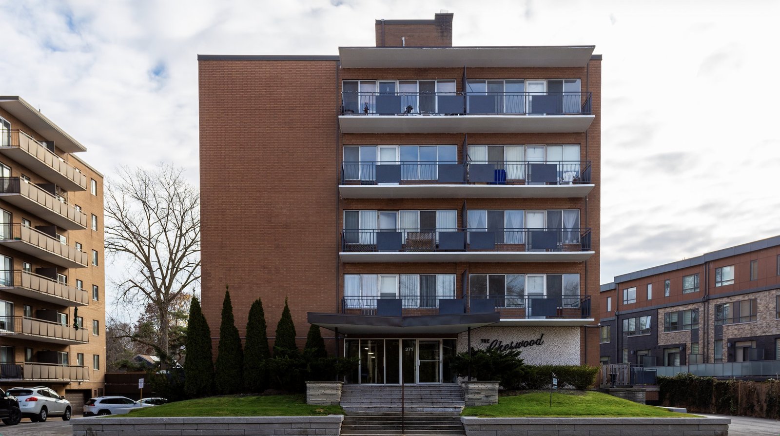 371 Lakeshore Road West - Photo 18