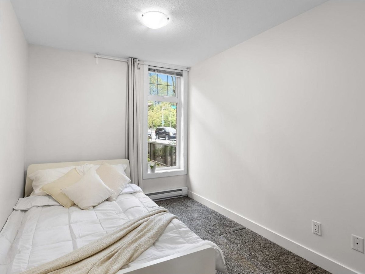 3250 Saint Johns Street - Photo 15