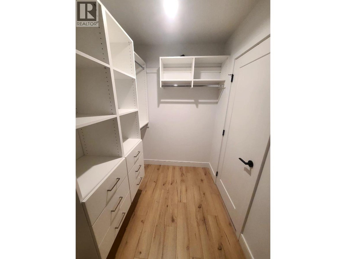 310 55 KLAHANIE DRIVE - Photo 5
