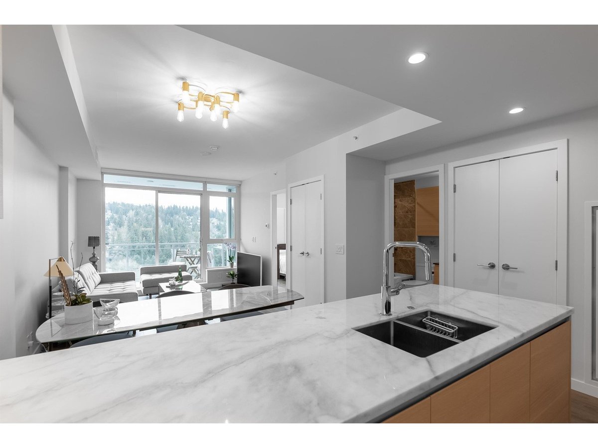 305 Morrissey Road - Photo 6