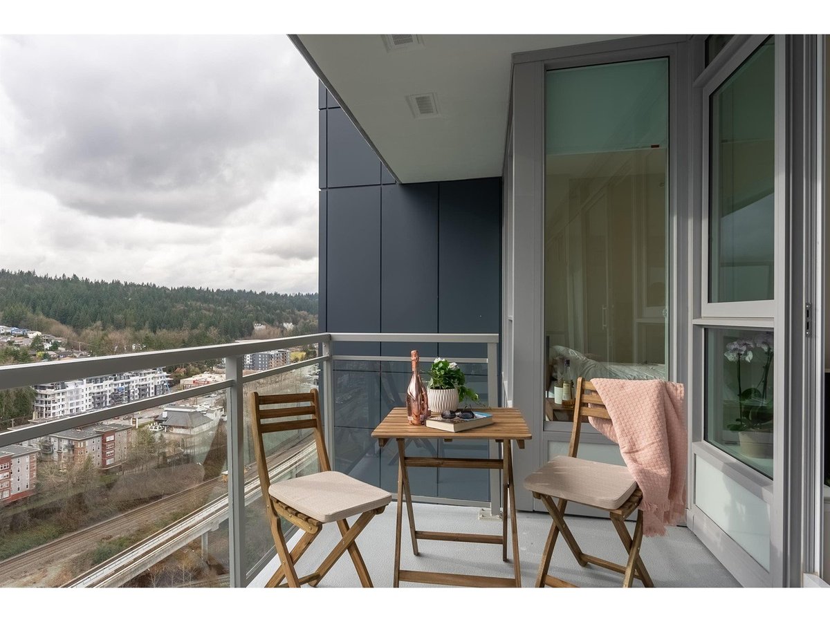 305 Morrissey Road - Photo 15