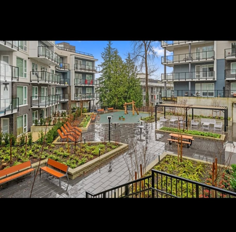 1100 Clarke Road - Photo 2