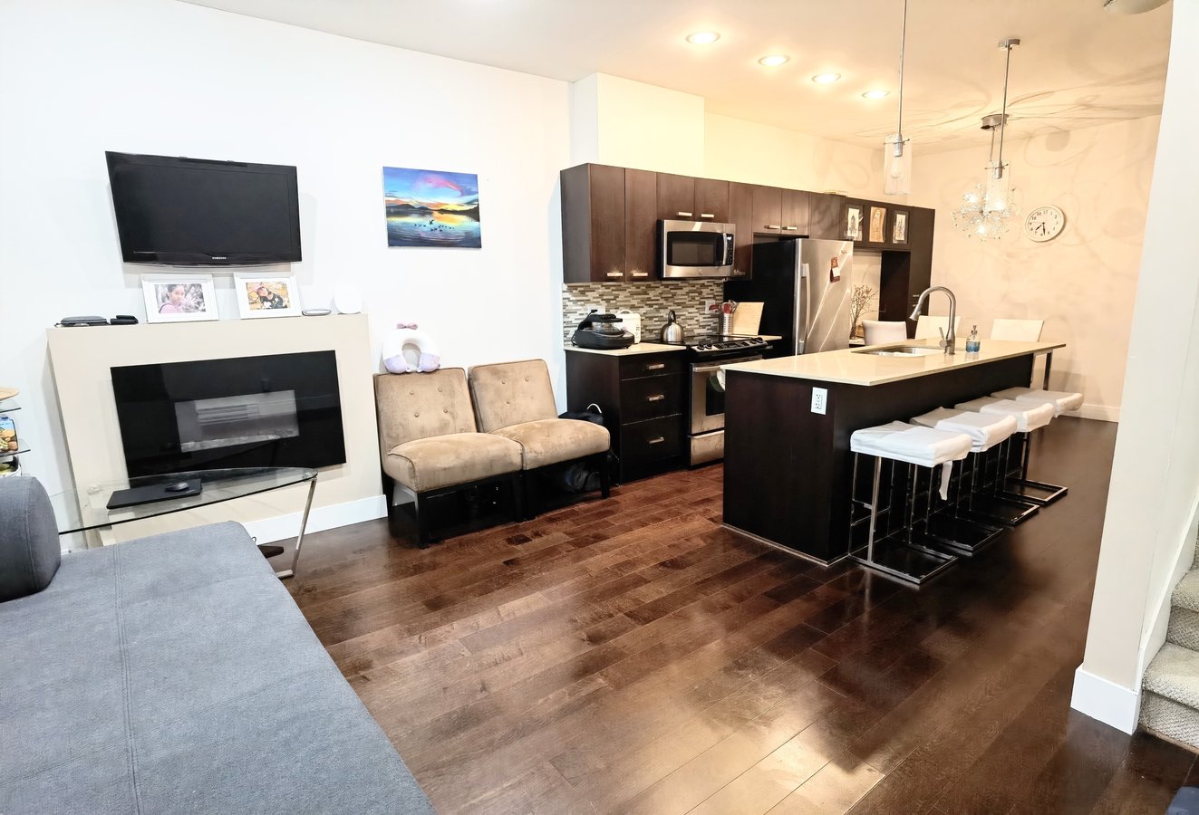 Rentals.ca ) Port Moody Apartments, Condos and Houses For Rent