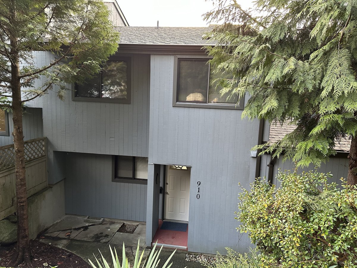 Rentals.ca Port Moody Apartments, Condos and Houses For Rent