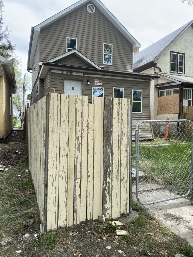 1247 Rae Street - Photo 14