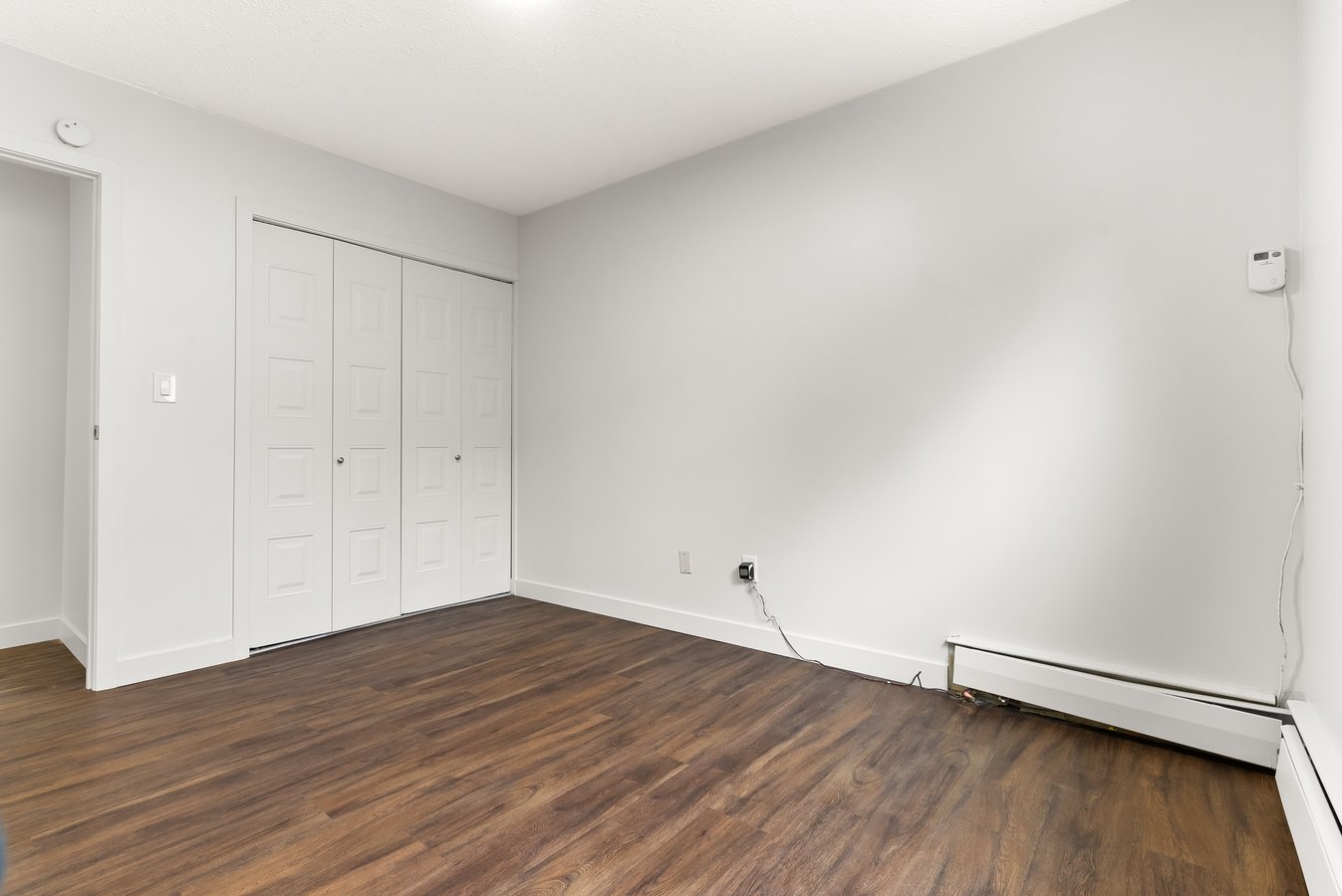 2221 Robinson Street - Photo 12