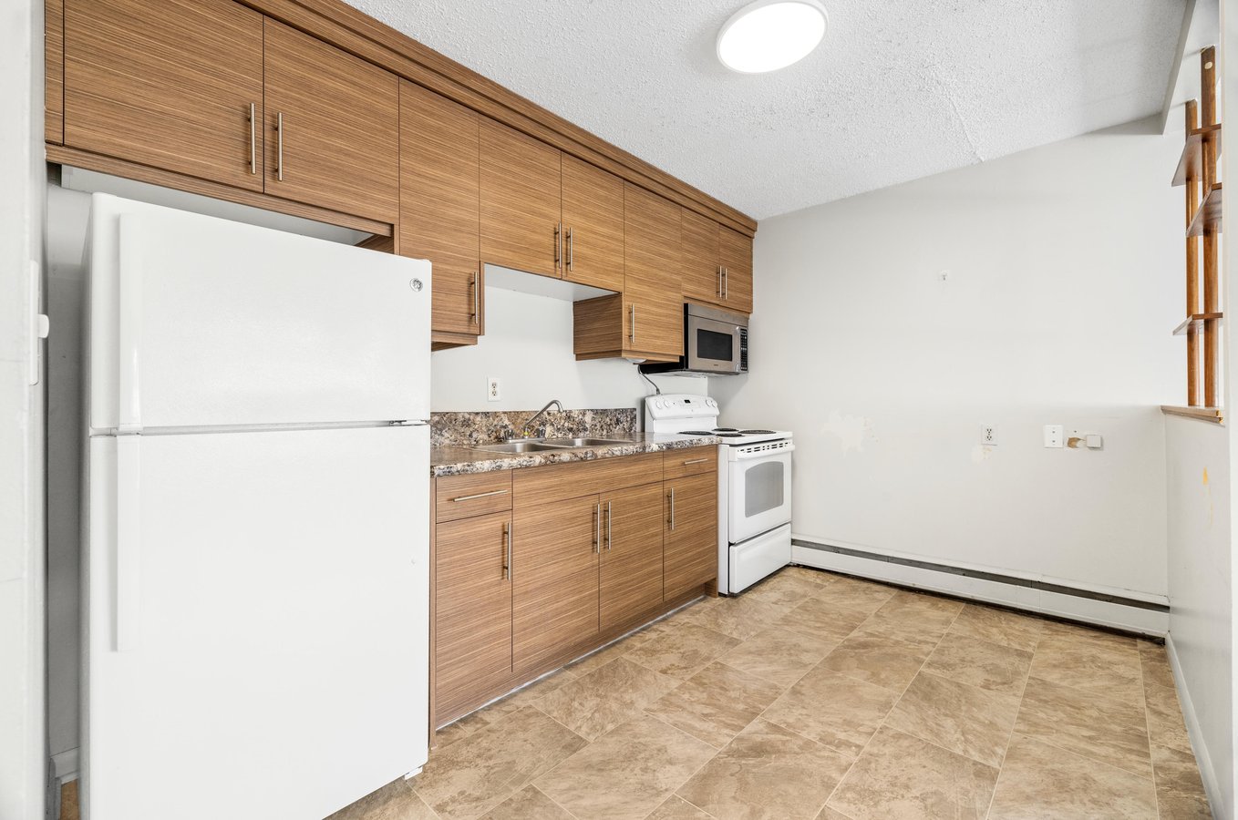 173 Procter Place - Photo 2