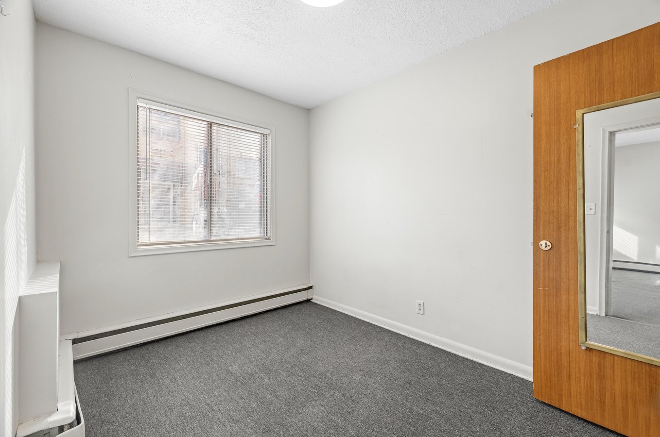 173 Procter Place - Photo 11