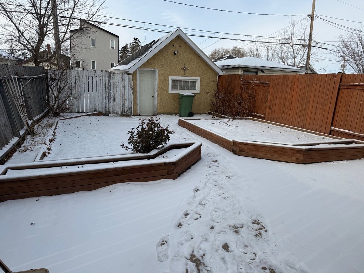 2058 McDonald Street - Photo 12