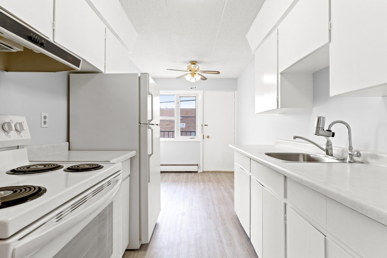2250 7 Avenue North - Photo 2