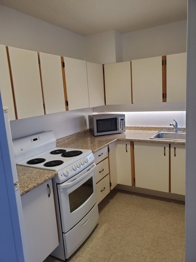 2141 Cornwall Street - Photo 4