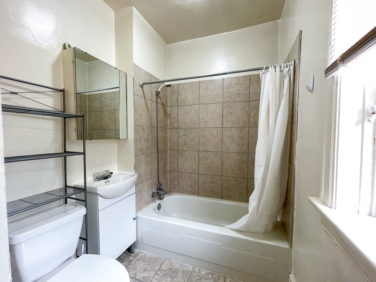 1924 14 Avenue - Photo 7