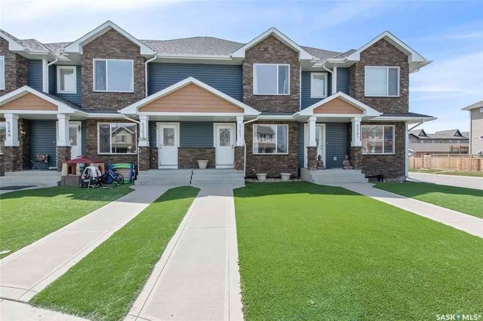 5257 Jim Cairns Boulevard - Photo 2