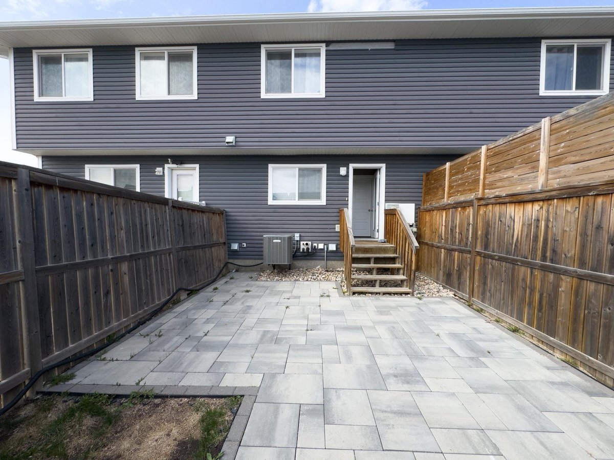 5257 Jim Cairns Boulevard - Photo 24