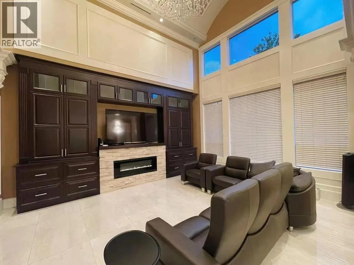 8860 MINLER RD - Photo 3