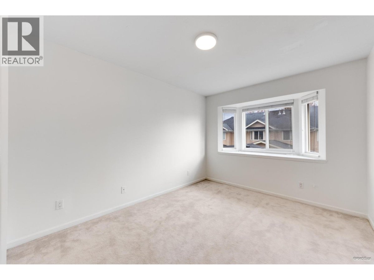 10795 NO 2 RD RICHMOND - Photo 16
