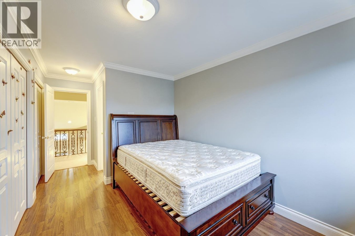 7988 7988 SUNNYHOLME CRESCENT - Photo 11