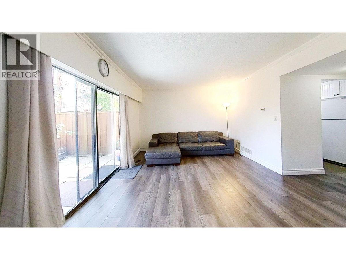 3XX 9411 GLENDOWER DRIVE - Photo 1