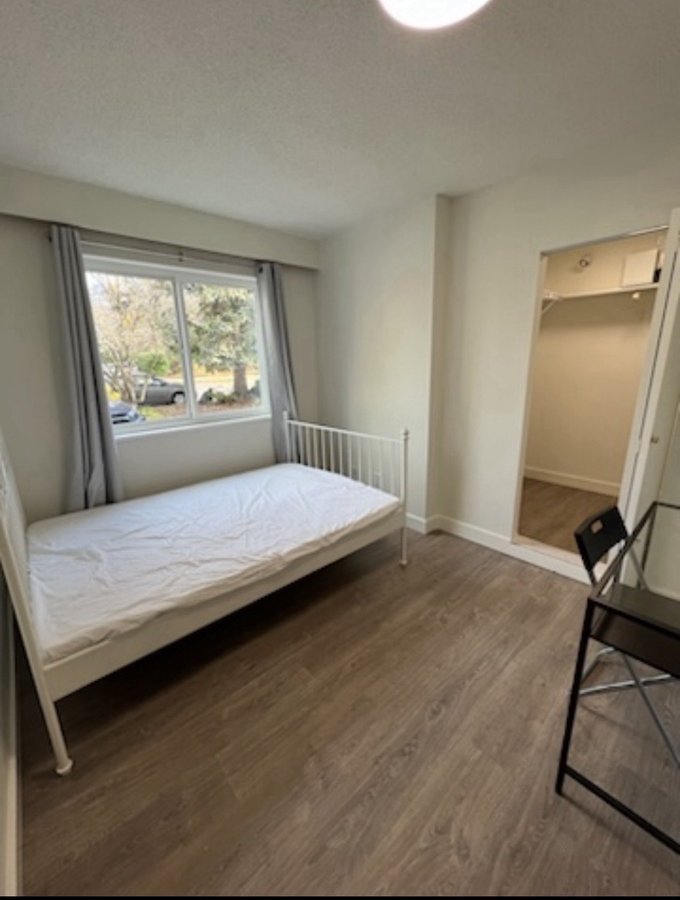 10680 Agassiz Court - Photo 2