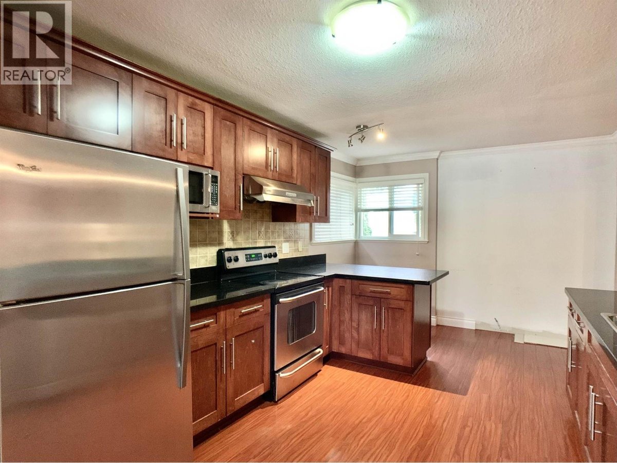 8540 WAGNER DRIVE - Photo 3
