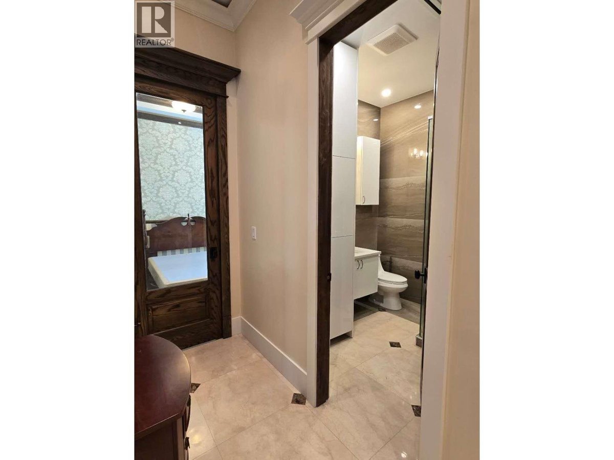 Suite 3431 LAMOND AVENUE - Photo 3