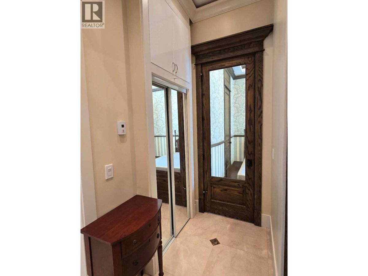 Suite 3431 LAMOND AVENUE - Photo 4