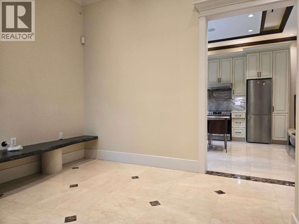 Suite 3431 LAMOND AVENUE - Photo 5